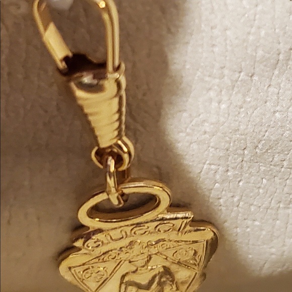 RARE Gucci blue & cream shoulder bag Gucci Italy & Crest on left - Picture 14 of 16